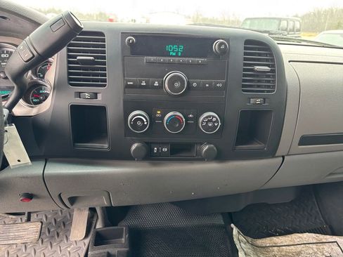 Used 2014 GMC Sierra 2500 W/T image 15