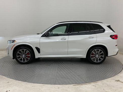 New 2026 BMW X5 M60i image 2