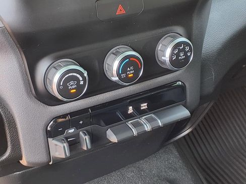 Used 2022 RAM 1500 Big Horn image 16