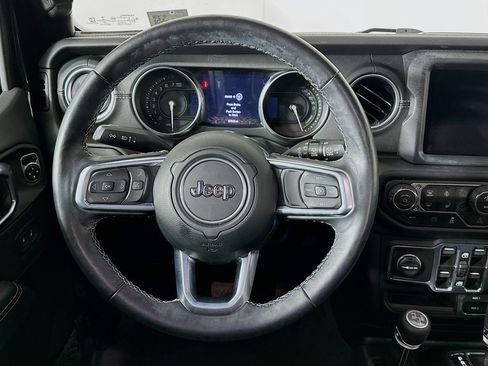 Used 2023 Jeep Wrangler Sahara w/ Cold Weather Group image 17