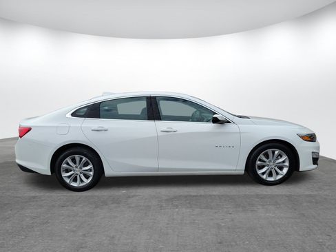 Used 2024 Chevrolet Malibu LT image 23