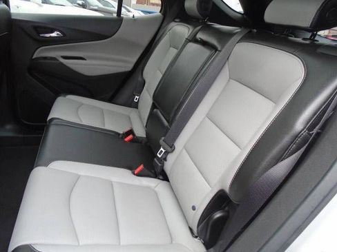 Used 2019 Chevrolet Equinox Premier image 18