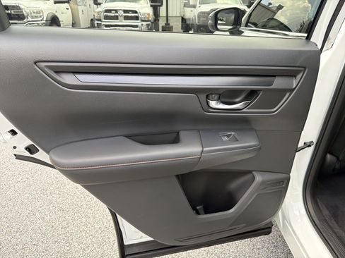 Used 2023 Honda CR-V Sport image 26