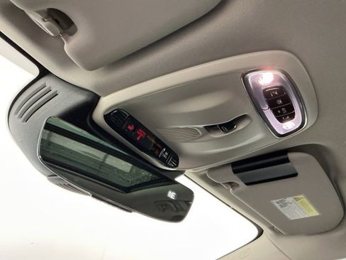 Used 2021 Volvo XC60 T6 Inscription w/ Advanced Package image 22