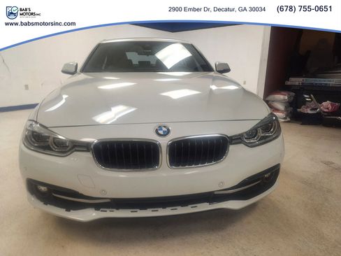 Used 2017 BMW 330i 330i Sedan 4D image 3