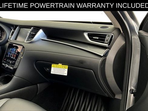 Certified 2025 INFINITI QX50 Luxe image 21
