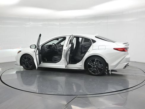 Used 2026 Toyota Camry XSE FWD image 34