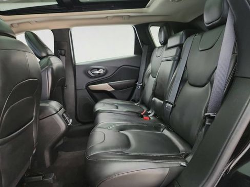Used 2018 Jeep Cherokee Limited w/ High Altitude Package AWD/4WD image 25