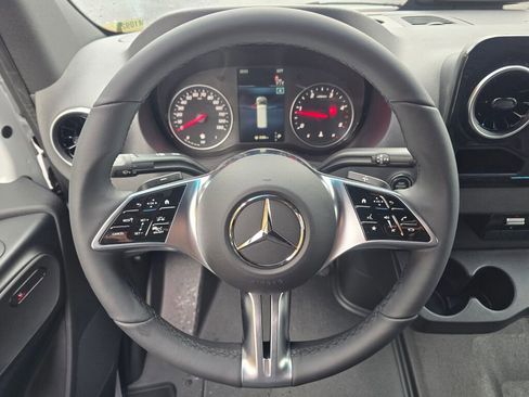 New 2026 Mercedes-Benz Sprinter 2500 image 23