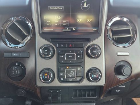 Used 2015 Ford F350 Lariat AWD/4WD image 24