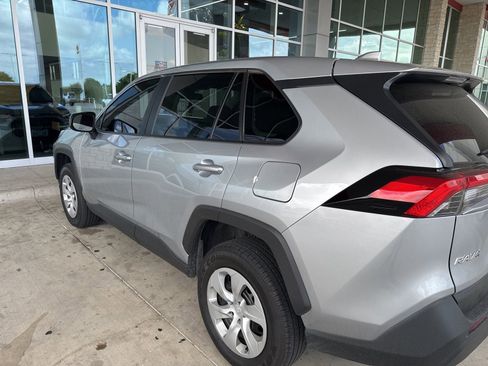 Used 2025 Toyota RAV4 LE image 12