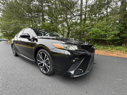 Used 2019 Toyota Camry SE