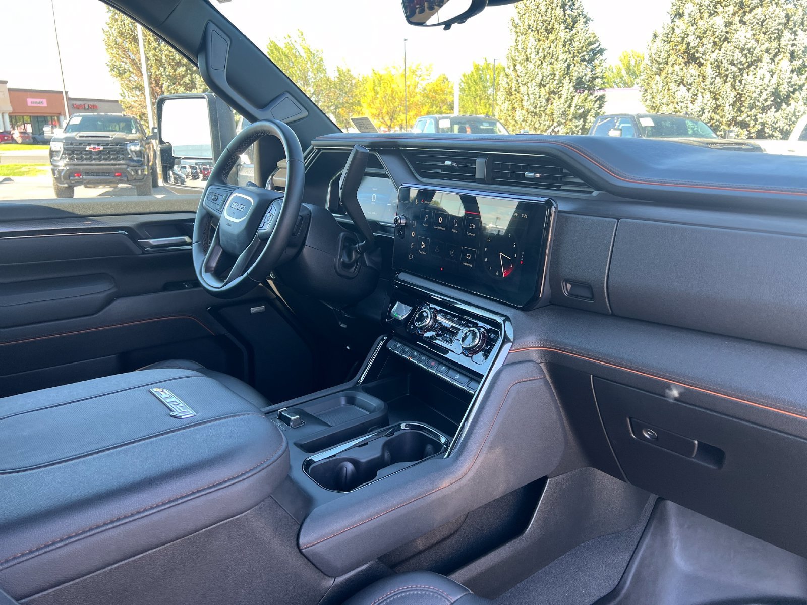 Used 2026 GMC Sierra 2500 AT4 w/ AT4 Premium Plus Package AWD/4WD image 35
