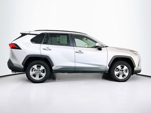 Used 2025 Toyota RAV4 XLE image 10