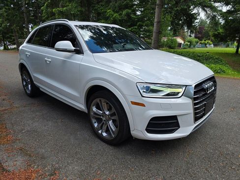 Used 2016 Audi Q3 2.0T Premium Plus w/ Technology Package AWD/4WD image 8