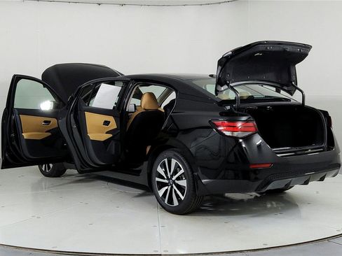 Certified 2025 Nissan Sentra SV w/ SV Premium Package image 11