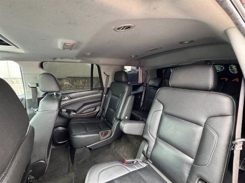 Used 2017 Chevrolet Tahoe LT w/ LT Signature Package RWD image 29