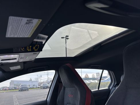 New 2026 Volkswagen GTI SE image 23