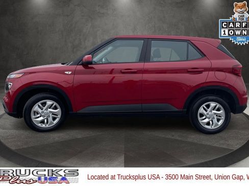 Used 2023 Hyundai Venue SE image 6