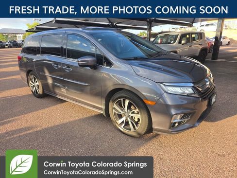 Used 2019 Honda Odyssey Elite image 2