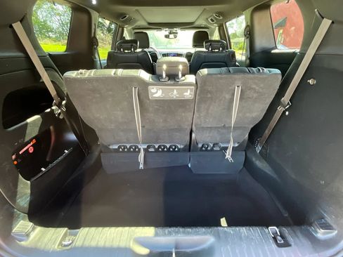 Used 2018 Chrysler Pacifica Touring-L Plus w/ Advanced Safetytec Group FWD image 19