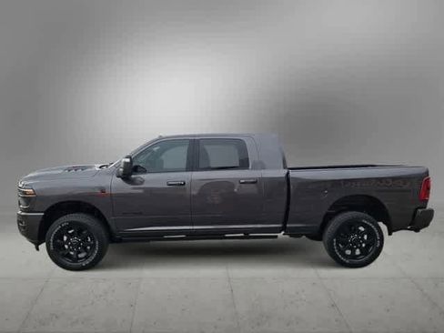 New 2026 RAM 2500 Laramie AWD/4WD image 5