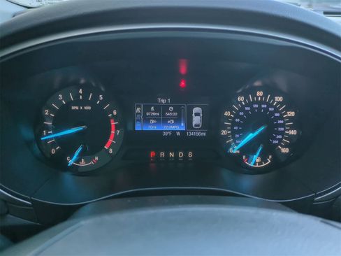 Used 2016 Ford Fusion SE w/ Equipment Group 202A image 32