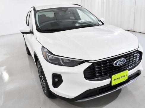 New 2026 Ford Escape SE w/ PHEV Premium Package image 4