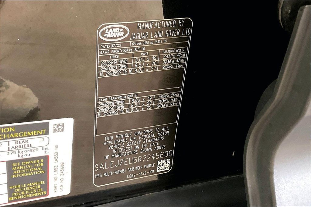 Used 2024 Land Rover Defender 110 S AWD/4WD image 20