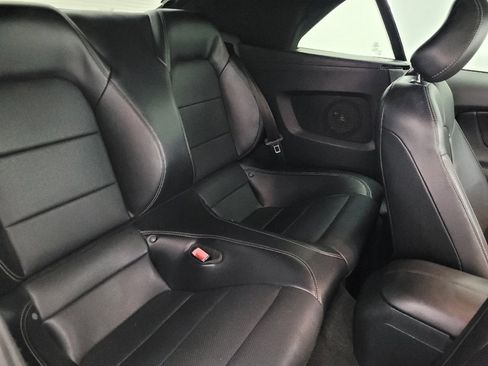 Used 2018 Ford Mustang Premium RWD image 19