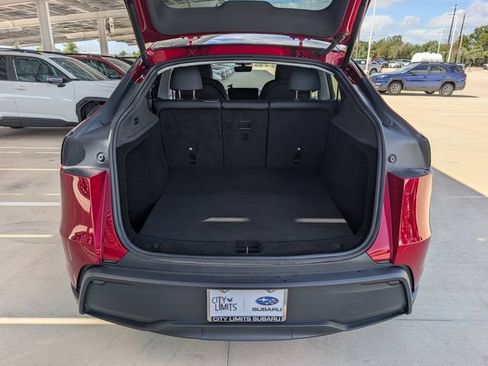 Used 2026 Tesla Model Y Long Range AWD/4WD image 26
