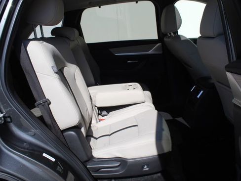 Used 2024 MAZDA CX-90 3.3 Turbo w/ Preferred Plus image 40