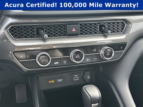 Certified 2025 Acura Integra Base image 35