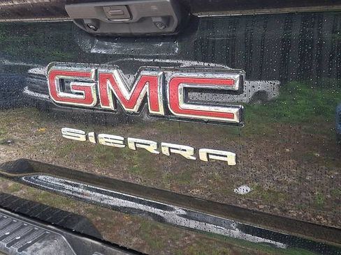 Used 2023 GMC Sierra 1500 Pro w/ Graphite Edition AWD/4WD image 8