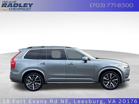 Used 2019 Volvo XC90 T6 Momentum AWD/4WD image 7