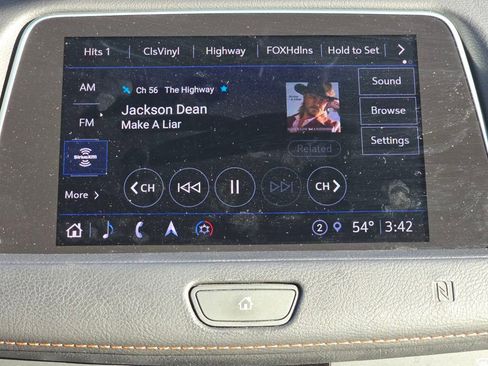 Used 2021 Cadillac XT4 Sport image 21