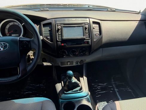 Used 2015 Toyota Tacoma 2WD Access Cab image 13