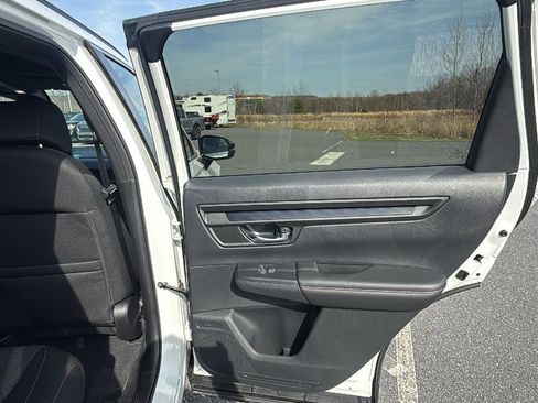 Certified 2025 Honda CR-V Sport image 19
