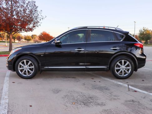 Used 2017 INFINITI QX50 2WD w/ Premium Plus Package image 4