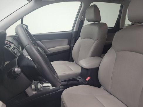 Used 2015 Subaru Forester 2.5i Limited AWD/4WD image 17