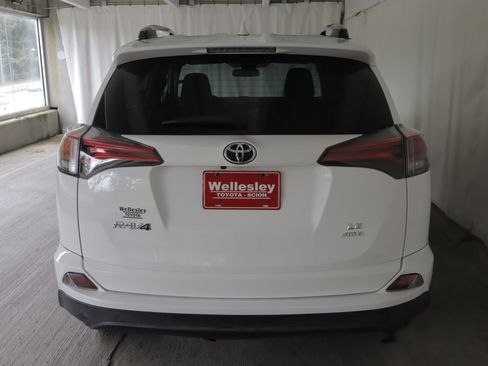 Used 2018 Toyota RAV4 LE w/ All Weather Liner Package AWD/4WD image 24