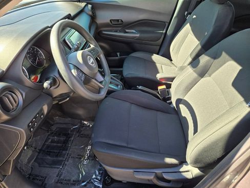 Certified 2024 Nissan Kicks S FWD image 10
