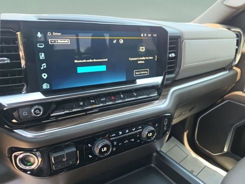 Used 2025 Chevrolet Silverado 2500 LT w/ All Star Edition image 18