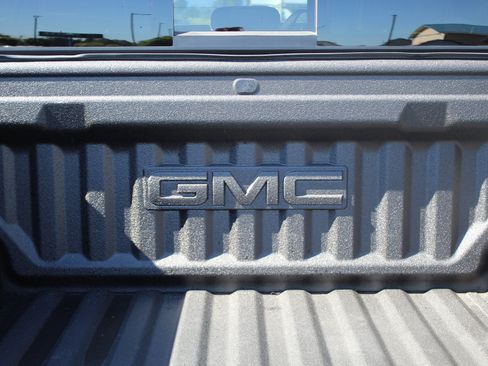 Used 2023 GMC Canyon AT4 w/ Technology Package AWD/4WD image 20