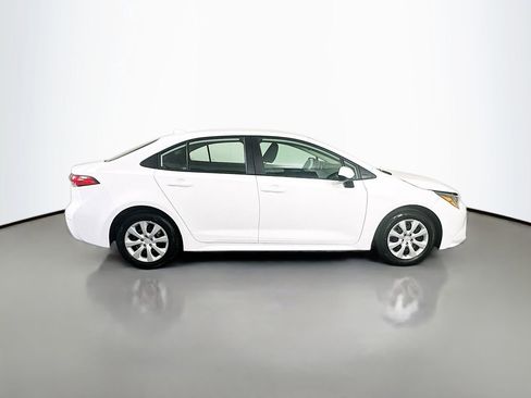Used 2024 Toyota Corolla LE image 4