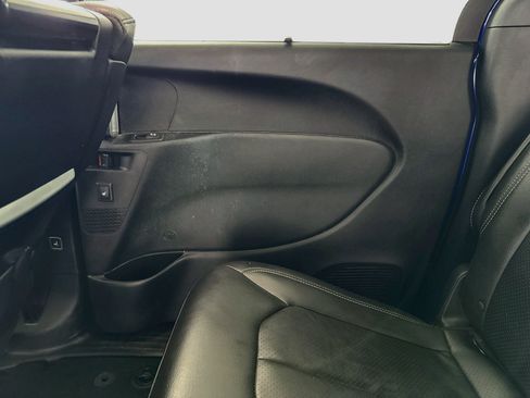 Used 2018 Chrysler Pacifica Touring-L Plus w/ Advanced Safetytec Group FWD image 28