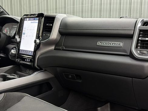 Used 2025 RAM 1500 Laramie w/ Laramie Southwest Edition AWD/4WD image 38