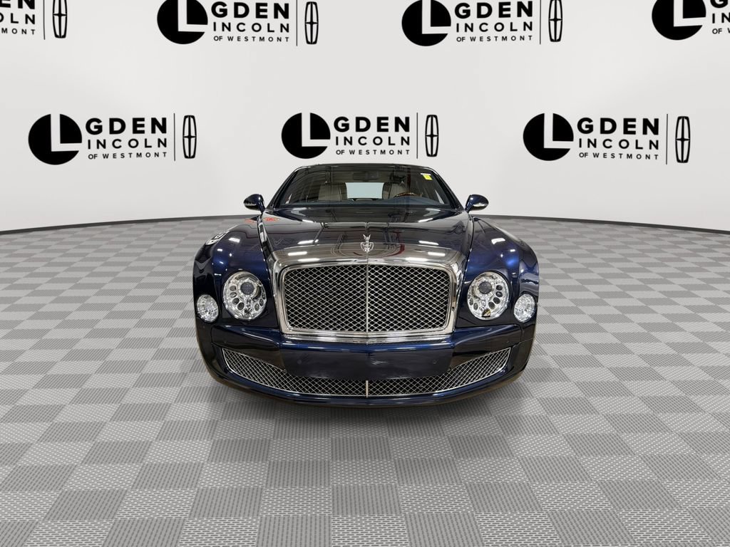 Used 2016 Bentley Mulsanne RWD image 3