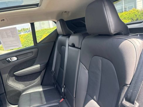 Used 2024 Volvo XC40 B5 Plus w/ Protection Package Premier AWD/4WD image 29