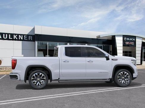New 2026 GMC Sierra 1500 Denali w/ Denali Reserve Package image 5